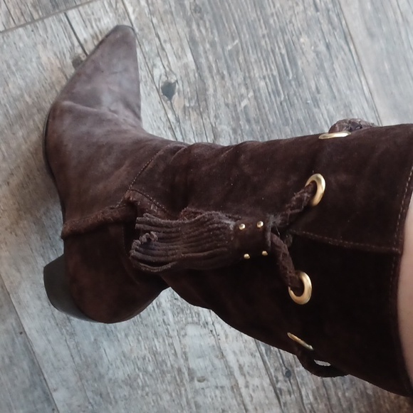 Marshall Fields suede boots - Picture 16 of 16